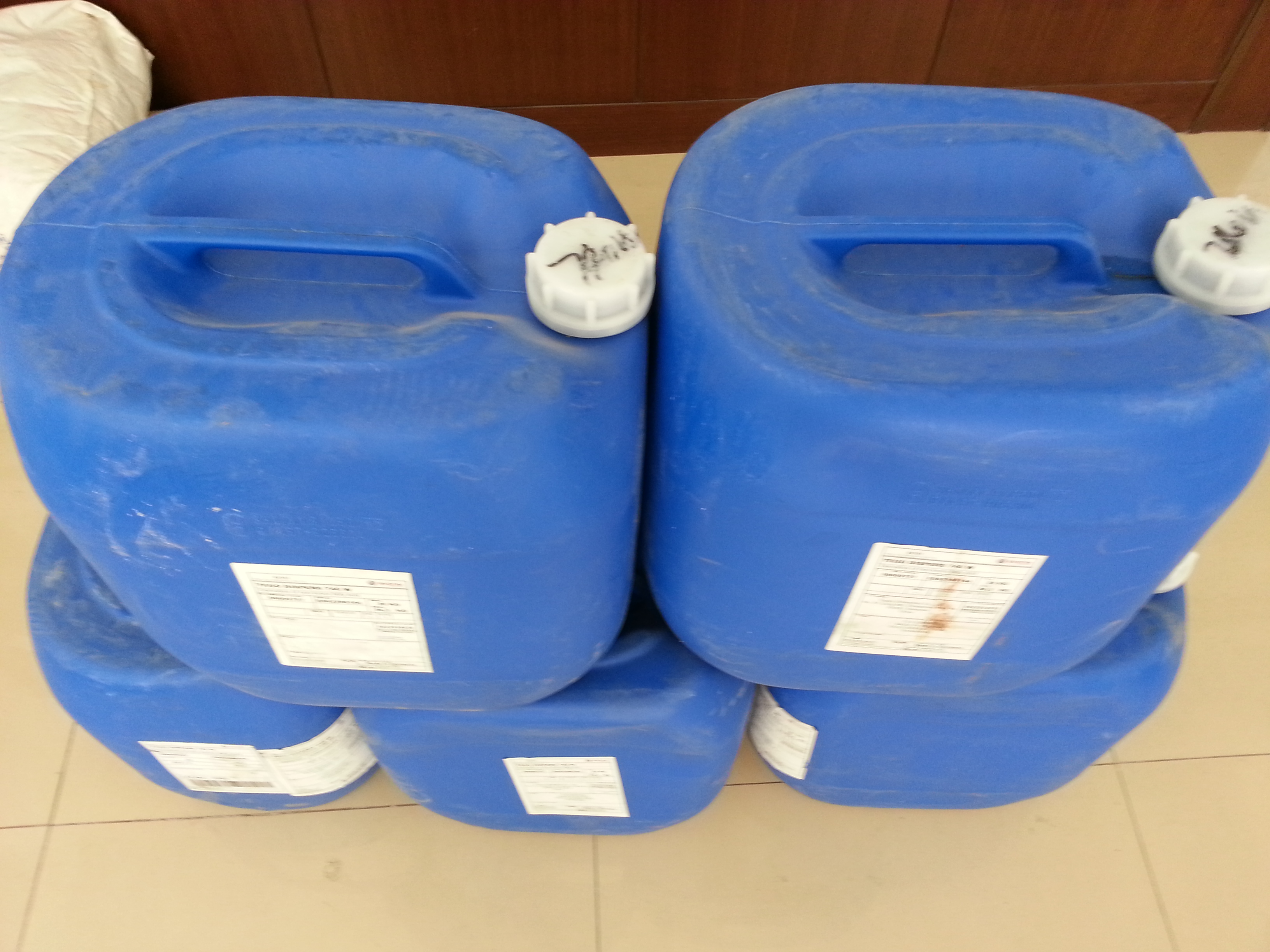 潤濕<a href='https://www.m.ge5a.com/product/product-0001,0011,0020.shtml' class='keys' title='點擊查看關(guān)于分散劑的相關(guān)信息' target='_blank'>分散劑</a>